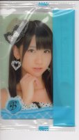 画像1: ＡＫＢ４８／ウェファースチョコ カード／チームB『柏木由紀』B-04／セブンイレブン限定／新品 (1)